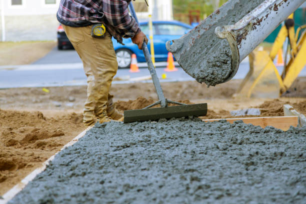 Best Concrete Sidewalk Installation in Columbia, MS